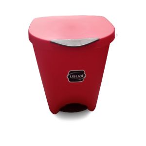 LIXEIRA USUAL COM PEDAL 7,5 LITROS "VERMELHA"
